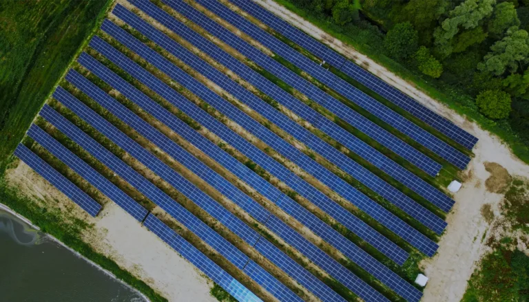 Centrale photovoltaïque au sol de Sodeleg à Athies-sous-Laon (02)
